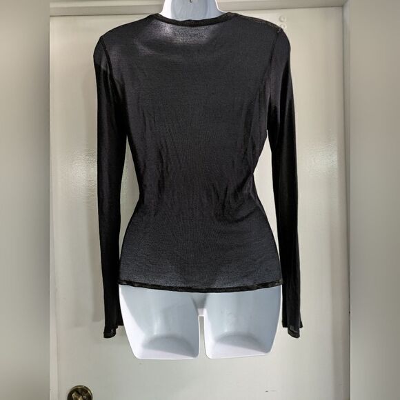 Zadig and Voltaire long sleeve super soft can be worn as a layering piece - Picture 2 of 4